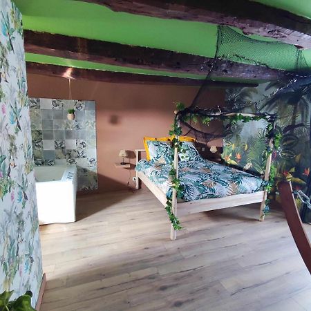 Apartament L'Evasion Jungle Saint-Pierre-de-Plesguen Zewnętrze zdjęcie